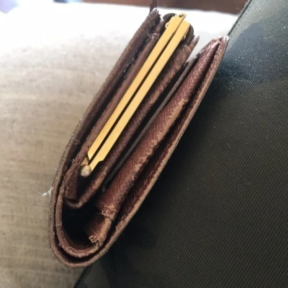 Authentic Louis Vuitton‎ French Kisslock Wallet - Picture 10 of 11